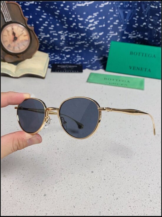 Bottega Veneta Gold Round Retro Sunglasses main image 7